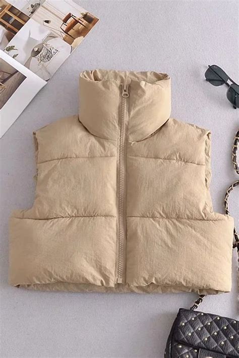 sleeveless puffer jacket cropped.